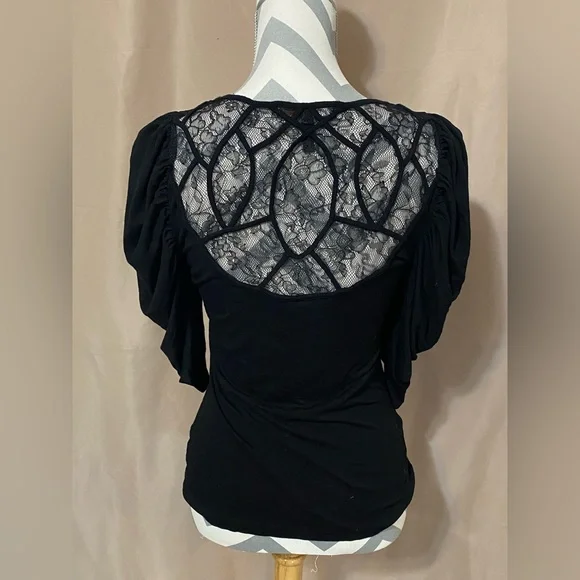 BCBGMaxAzria Small Black Lace Detail Top - Picture 4 of 8